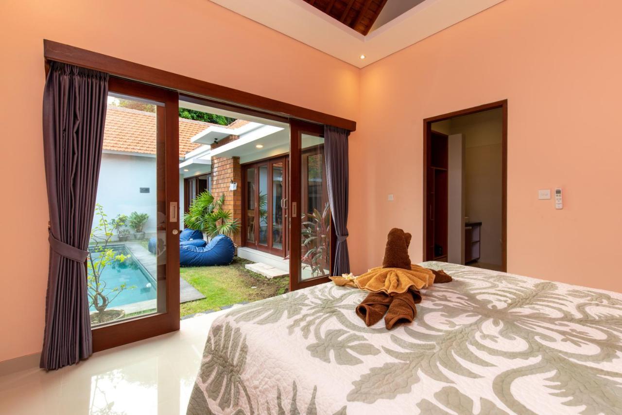 Villa Kamboja Premium Walk To Double Six - Enclosed Living With Ac *